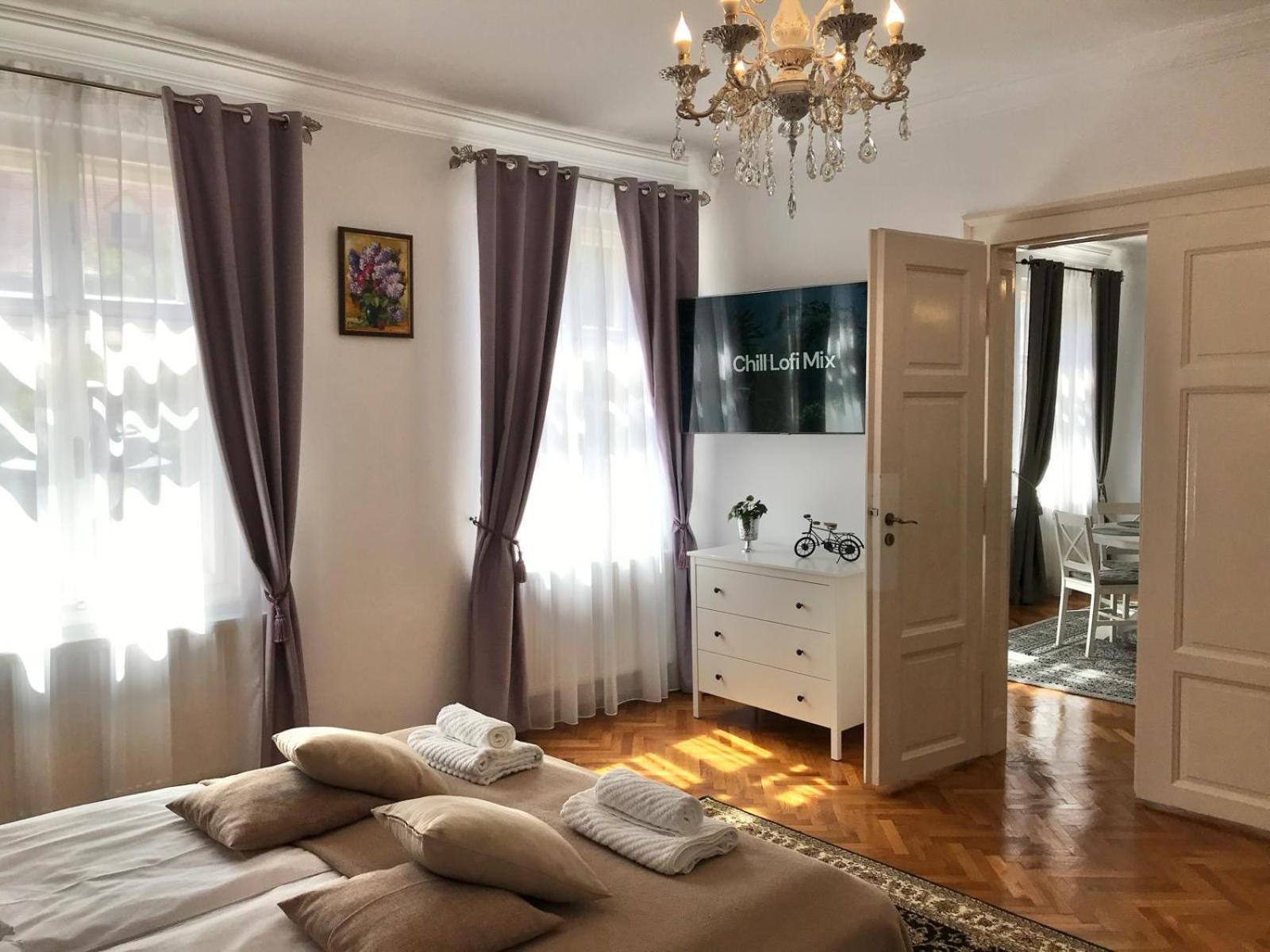 Residence Piata Armelor Сибиу Экстерьер фото