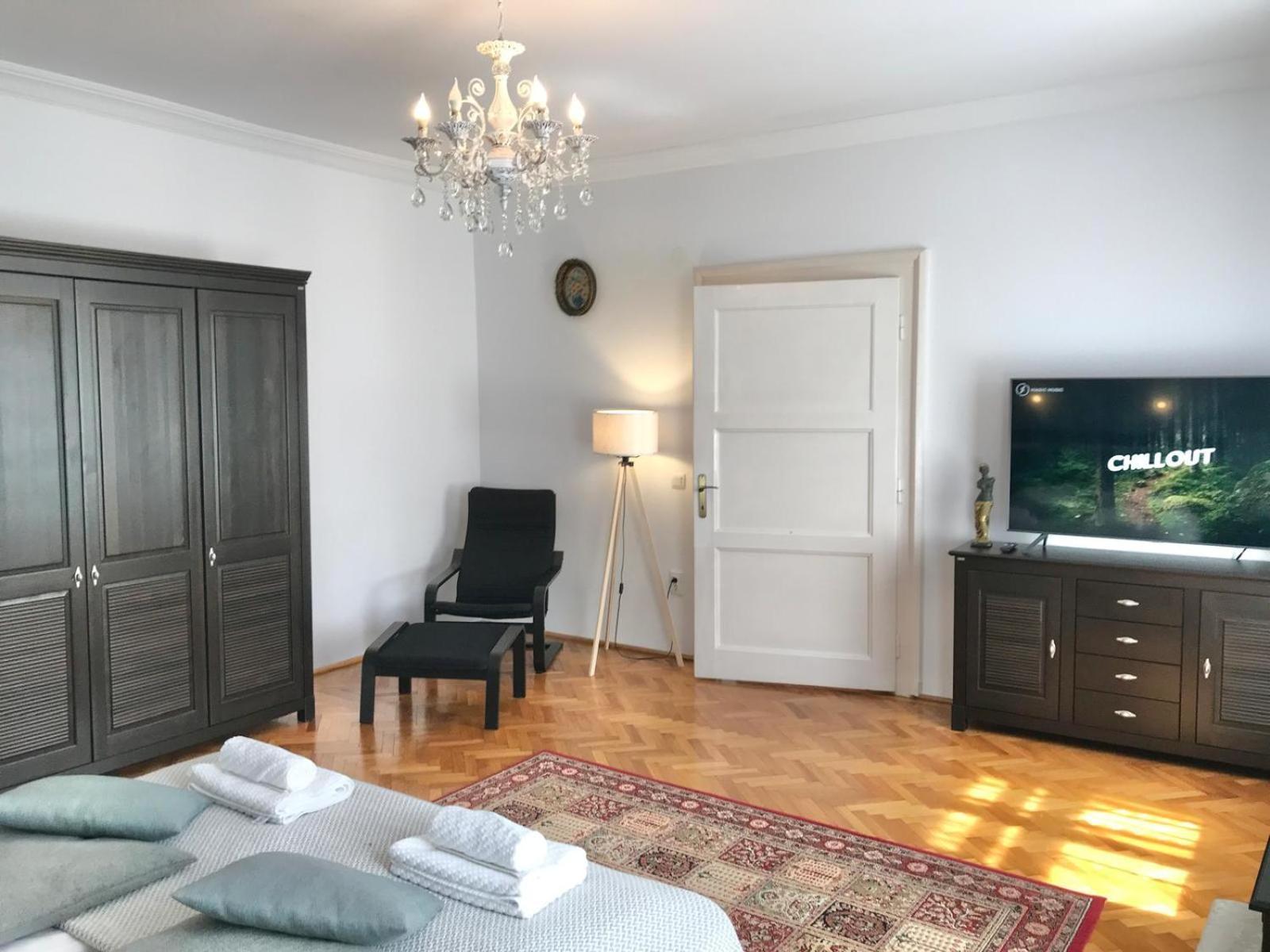Residence Piata Armelor Сибиу Экстерьер фото